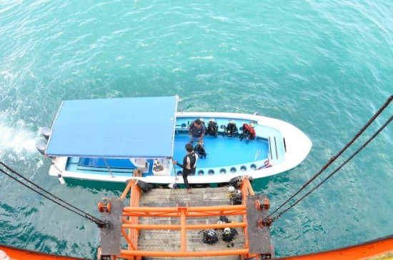 seaventures dive resort, reclaimed oil rig, green renovation, green design, sustainable design