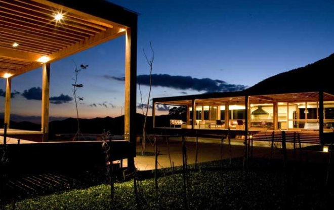 the grid house, casa grelha, sao paulo, brazil, modular housing, green roof, green building, sustainable architecture