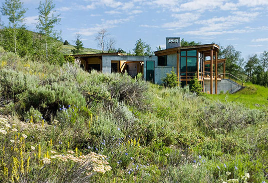 ward blake, reclaimed wood, green roof, green architecture, eco architecture, sustainable architecture, wyoming, green design, landes oatey, passive solar, thermal massing, reclaimed wood,