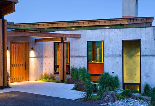 ward blake, reclaimed wood, green roof, green architecture, eco architecture, sustainable architecture, wyoming, green design, landes oatey, passive solar, thermal massing, reclaimed wood,