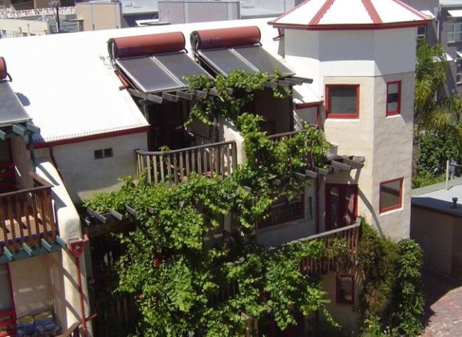 rainwater collection, rooftop garden, straw bail cottage,Urban Ecology Australia, Ecopolis architects, Green Building, Australia green building, Adelaide green building, ecotown, eco development, green urban living,