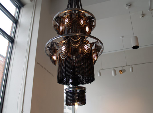 eco art, green lighting, lighting, green art , Recycled Bike Chain Chandelier, bike chain chandelier, recycled bike chain, recycled bicycle chain, bike chain light, bicycle chain light,Carolina Fontoura Algaza , recycled materials, upcycled, bike parts, bike, bicycle, chandeliers, lamps
