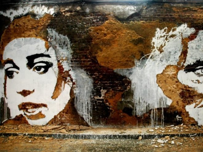 alexandre farto, street art, reverse graffiti, architectural sculpture, portrait series, art, green art, eco art,