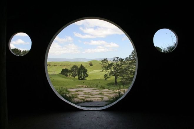 hobbiton, new zealand, lord of the rings, underground home, earthen home, green design