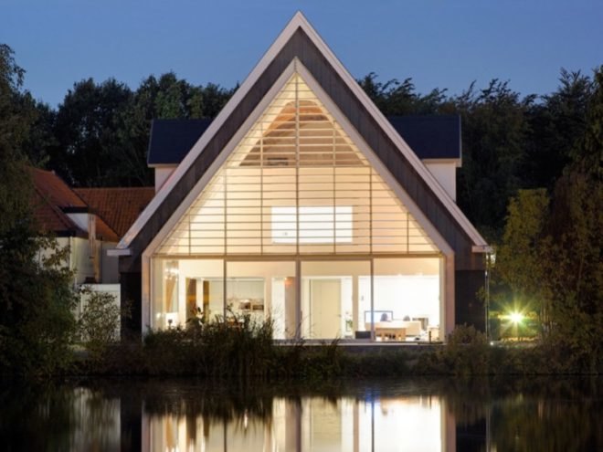 house in a church, rotterdam, ruud visser architects, adapative reuse, green renovation, green design, sustainable architecture