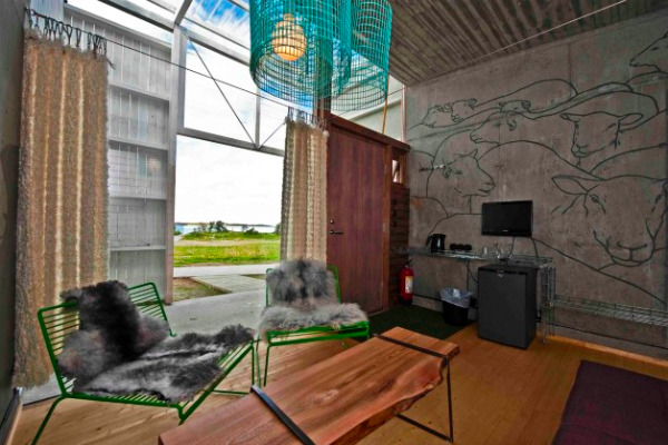 subhus, underground hotel, subterranean hotel, Stokkøya sea center, norway, Pir II Arkitektkontor, green design