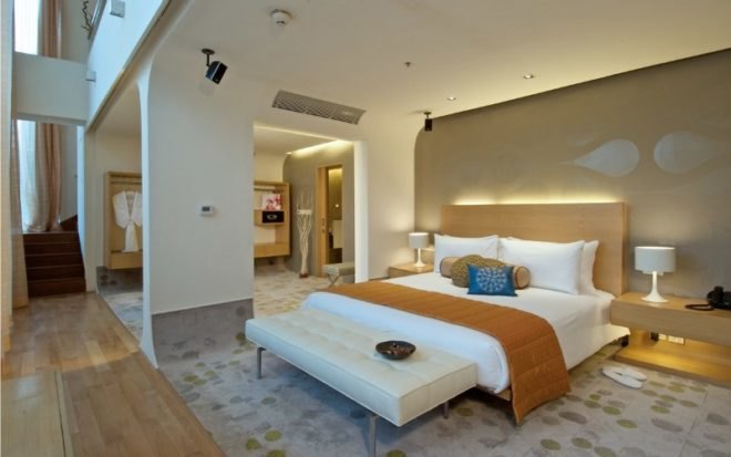 vivanta hotel, wow architects, warner wong design, luxury hotel, green roof, green building, sustainable architecture
