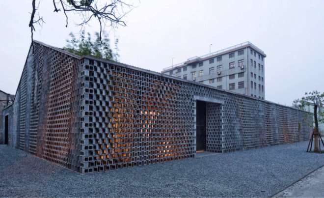 Green studio, Archi Union Architects, reclaimed warehouse, parametric wall, arts studio conversion, China art space, warehouse studio,