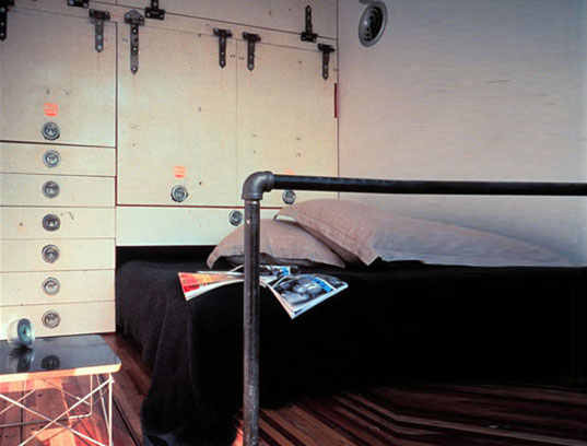 lot-ek, shipping container architecture, shipping container penthouse, penthouse, prefab house, prefab architecture, truck, container, empire state building, manhattan, new york city, nyc, green architecture, eco architecture, sustainable architecture