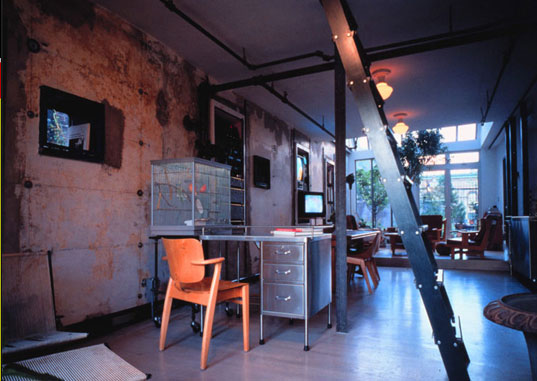 lot-ek, shipping container architecture, shipping container penthouse, penthouse, prefab house, prefab architecture, truck, container, empire state building, manhattan, new york city, nyc, green architecture, eco architecture, sustainable architecture