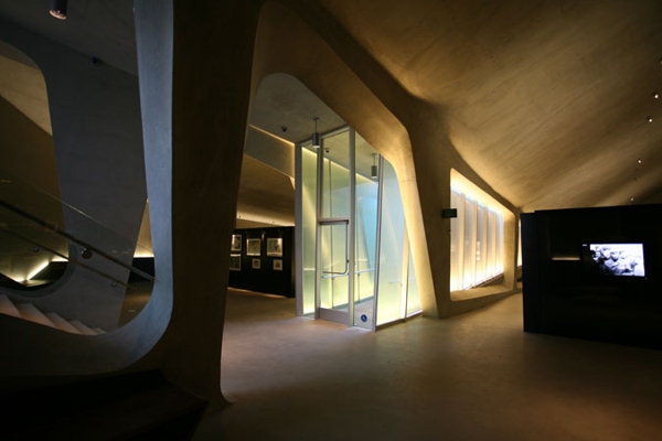 Holocaust Museum, LA Halocaust Mermorial, greenroof, park roof, green museum, LA green building,