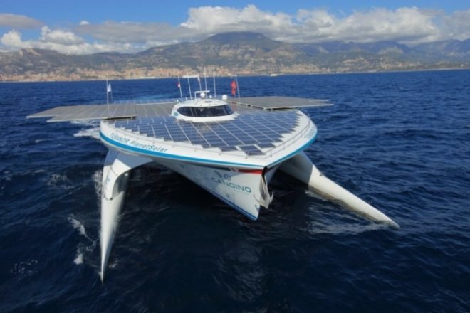 world's largest solar powered boat, TÛRANOR PlanetSolar, TÛRANOR PlanetSolar world, TÛRANOR PlanetSolae circumnavigation, TÛRANOR PlanetSolar solar