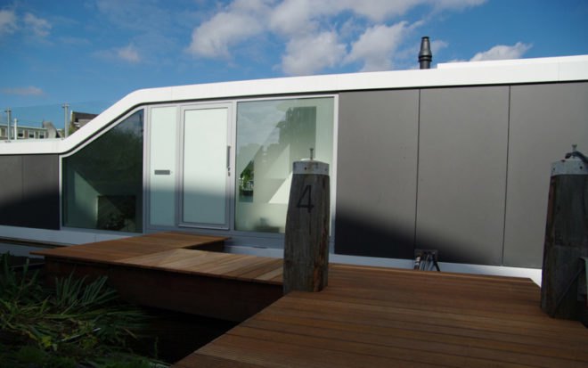 watervilla de omval, +31 architects, amsterdam, houseboat, floating house, green design