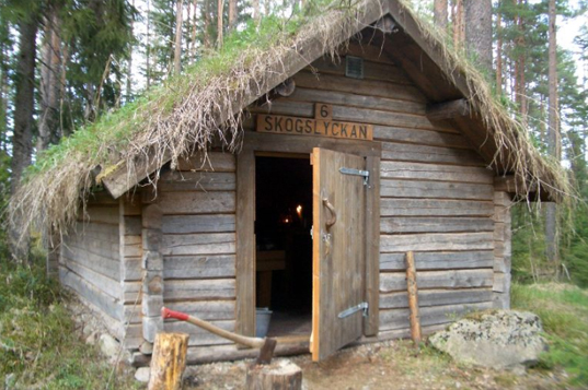 kolarbyn, eco tourism, green architecture, green roof, eco hotel, green hotel, camping, sweden, green hut, green design, sustainable travel, eco design