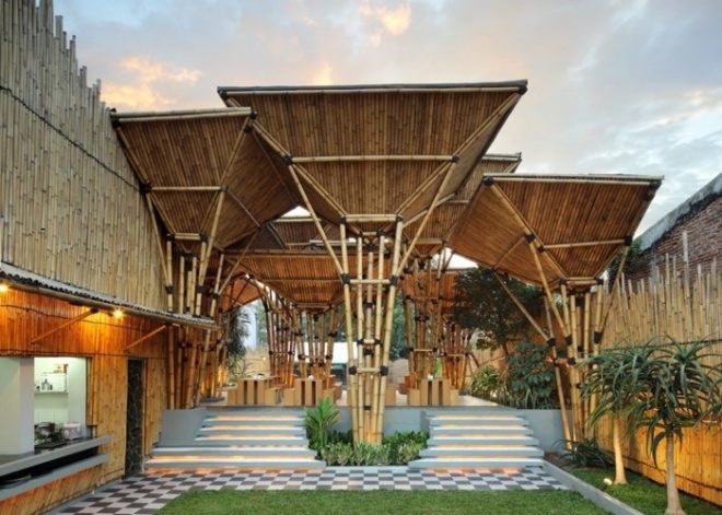Ichibanya Japanese Noodle House, Tanjung Duren Utara, green restaurant, DSA+s, Jakarta green building, bamboo restaurant, green materials