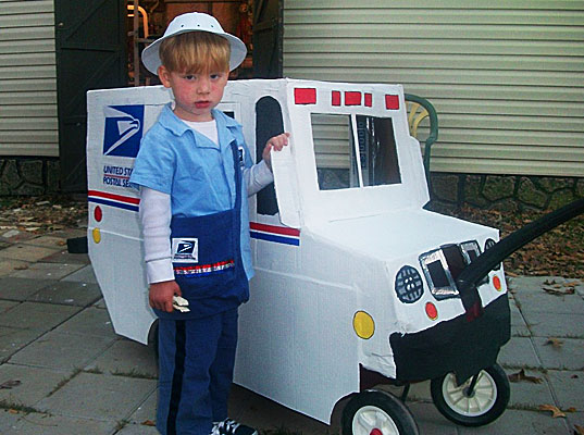 eco-friendly halloween costumes, green costume contest, green halloween, green halloween contest, green halloween tips, inhabitots costume contest, Inhabitots Green Halloween Costume Contest