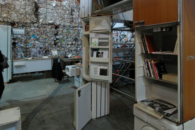 raumlabor, artissima, recycled materials, reclaimed materials, green design, eco design, sustainable design, torino, italy, pavilion, house of contamination