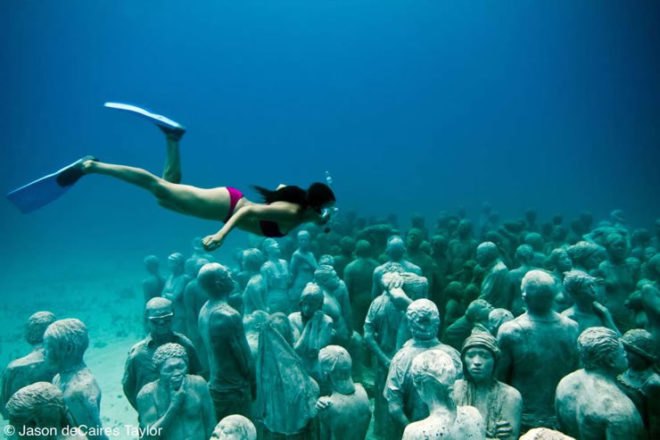 underwater sculpture, artificial reef, marine life, Mexico, Jason deCaires Taylor, green design, sustainable design, coral reef, art, eco art, green art, environmental art