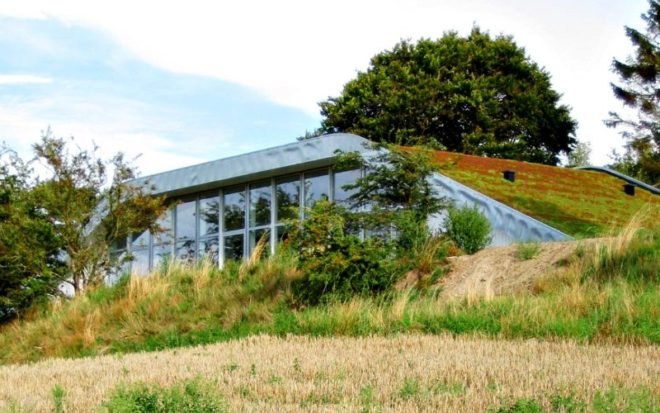 bjarke ingles, hill house, m2 homes, green roofed home, green roof, sustainable architecture, green building