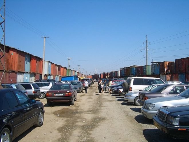 Dordoy Bazaar, bazaar, kyrgyzstan, shipping containers, cargotecture, green building, green design