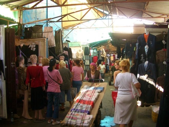 Dordoy Bazaar, bazaar, kyrgyzstan, shipping containers, cargotecture, green building, green design