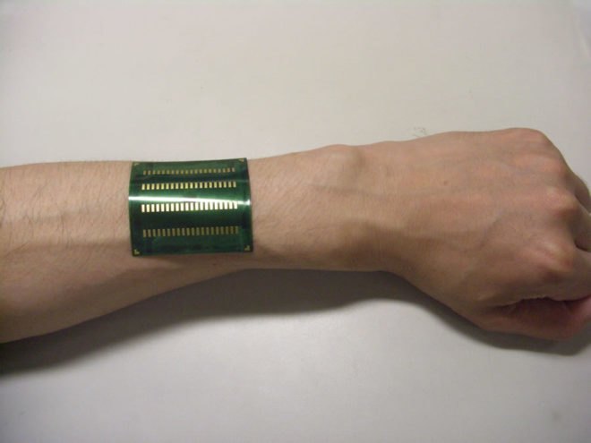 fujitsu laboratory, fujitsu hybrid device, fujitsu harvest energy, fujitsu energy harvesting, fujitsu solar thermal energy, fujitsu laboratories