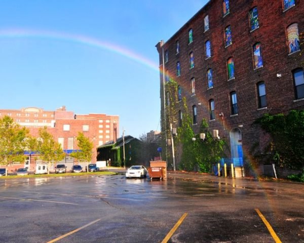 Solar-Powered Machine Creates Rainbows From Recycled Rainwater