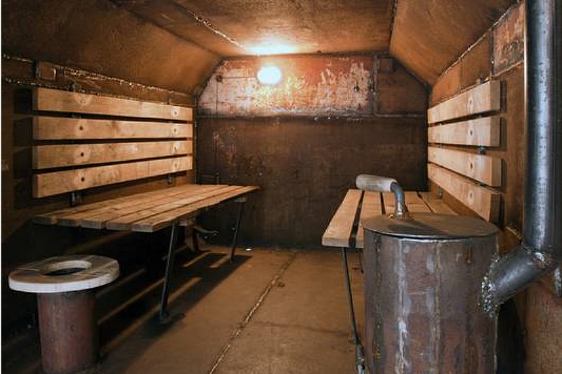 vostok cabin, atelier van lieshout, disaster proof design, recycled materials, green design