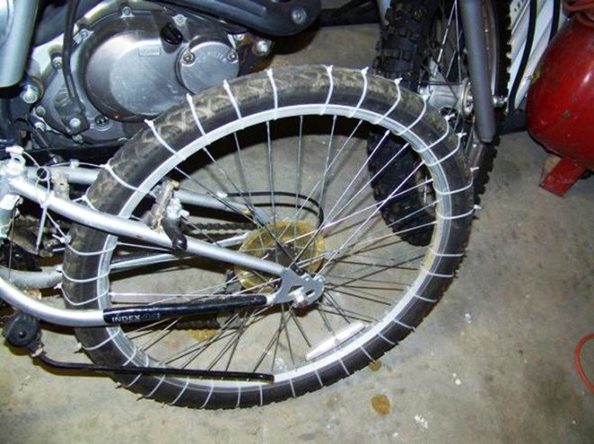snow tires, bike snow tires, how to ride your bike in the snow,