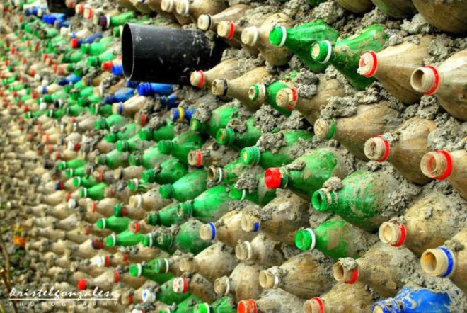 bottle school, illac diaz, school made of bottles, my shelter foundation, myshelterfoundation, bottle house, bottle architecture, green design, eco design, sustainable design, green architecture, eco architecture