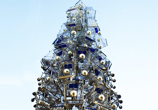 Anthony Schmitt, edgemar, shopping cart, shopping cart christmas tree, shopping cart holiday tree, recycled materials, eco christmas tree, green christmas tree, green design, eco art, green art, sustainable design, green holiday tree,