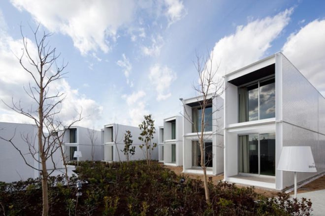yasutaka yoshimura architects, bayside marina hotel, prefabricated architecture prefab, prefabricated housing, yasutaka yoshimura, yokohama, modular housing, green hotel, eco hotel, green design, container hotel