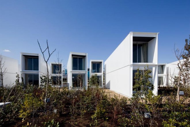yasutaka yoshimura architects, bayside marina hotel, prefabricated architecture prefab, prefabricated housing, yasutaka yoshimura, yokohama, modular housing, green hotel, eco hotel, green design, container hotel