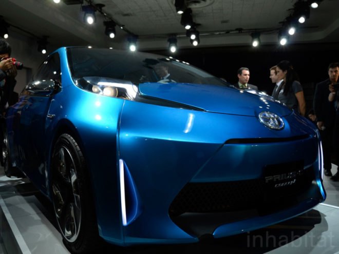 Prius Concept Vehicle, toyota prius c, hybrid car, hybrid vehicle, sustainable design, green design, toyota sustainable motor, electric vehicle