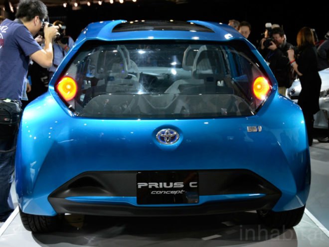 Prius Concept Vehicle, toyota prius c, hybrid car, hybrid vehicle, sustainable design, green design, toyota sustainable motor, electric vehicle