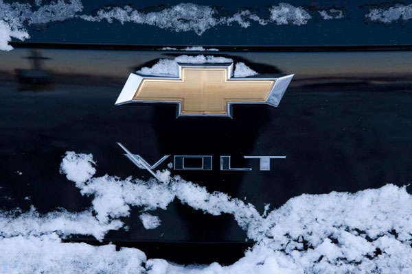 hertz rents first chevy volt, hertz chevy volt, hertz ev rental, first chevy volt rental, hertz ev rental nyc, rental electric vehicles