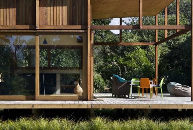 great barrier island, eco house, flood proof house, Crosson Clarke Carnachan architect, new zealand, eco house
