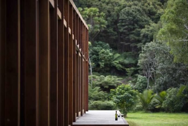 great barrier island, eco house, flood proof house, Crosson Clarke Carnachan architect, new zealand, eco house
