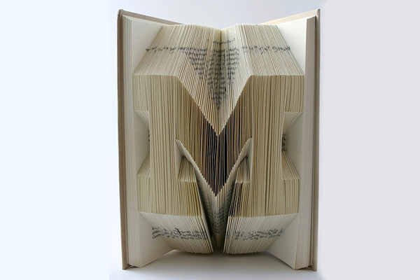 Isaac Salazar, Scott Campbell, recycled materials, recycled books, Kindle, digital reader, recycle art, book art