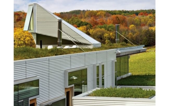 eco building, Canadian green building, green roof, green roof house, canada green roof, light scoop, galvalume siding, groundsource heat pump, geo thermal,natural daylighting, eco roof, green home, low profile home, Ian MacDonald, Meadow ho