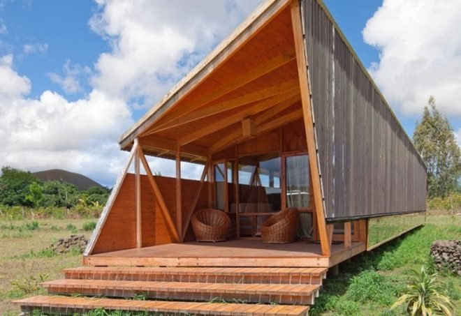 rain catchment, AATA Associate Architects, water catchment, chilean green design, Island green cabin, easter island cabin, green cabin design, prefab cabin, natural ventilation, solar batch heater, eco cabin, eco vacation, green tourist cabin,