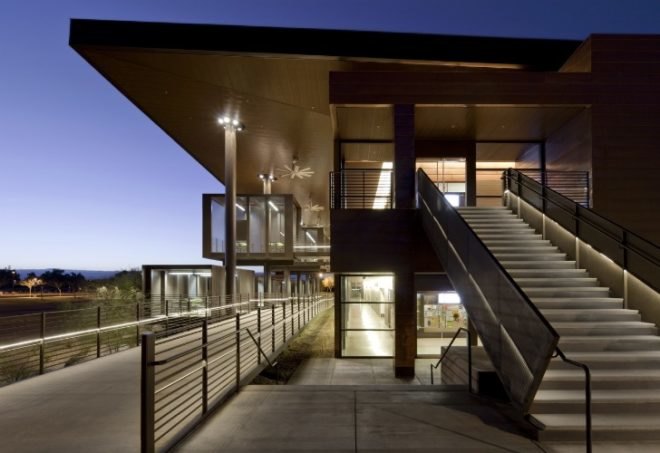 Paradise Valley Community College, Life Science Building, marlene imirzian and associates, phoenix, big roof, desert architecture, sustainable architecture