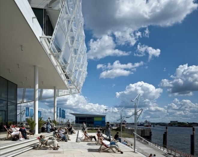 Behnisch Architects, chilled concrete floor, ETFE skin, german green building, hafencity, Unilever Headquarters