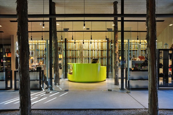 Yew Dell Gardens Visitor Center, green renovation, historic renvoation, tobacco barn, de leon & primer architecture workshop