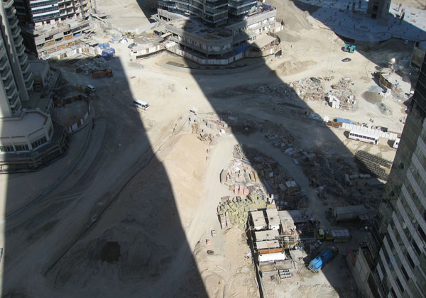 dubai building boom, dubai vacancy crisis, dubai building crisis, dubai financial crisis