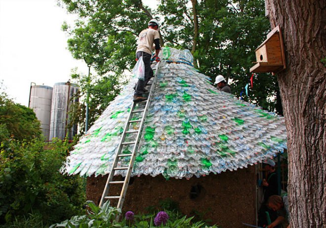 fizzy bottle roof project, roof made of bottles, plastic bottles, bottle roof, deen city farms, green design, eco design, sustainable design, green building, recycled bottle architecture, eco architecture, green architecture