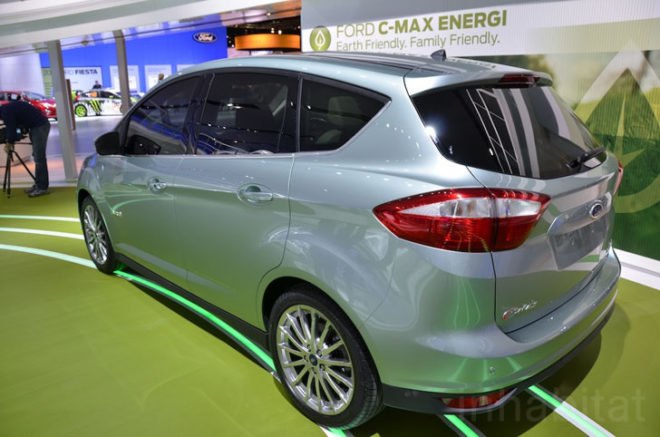 sustainable design, green design, detroit auto show 2011, naias 2011, green transportation, alternative transportation