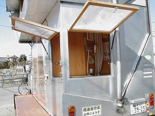 japanese camper car, double decker camper car, recycled truck mobile home, transforming mobile home, green design, recycled materials, green truck, green car, transforming home, transforming truck, two story camper car, eco design, japan mobile home, japanese mobile home, japanese camper