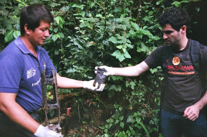 oil South America, oil Ecuador, eco travel, green travel, ChevronTexaco, oil environmental damage, Exxon Valdeze, El Oriente, Gaia Certified, David Poitz, toxi-tours, Powerless in a Needy Land