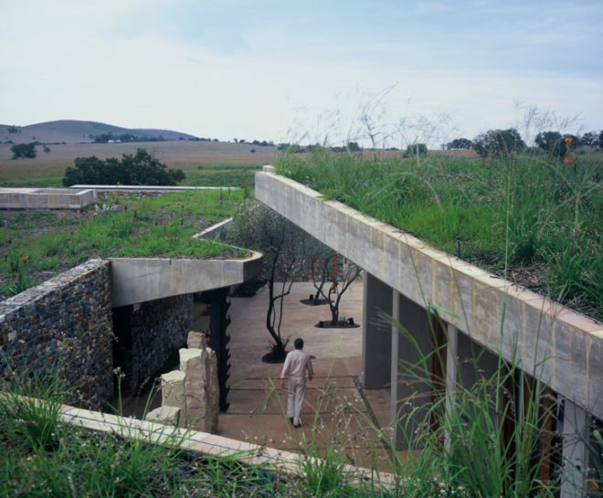 World Heritage Site, green design, sustainable architecture, Cradle of Humankind, South Africa, Activate Architects, rehabilitated landscapes, wetlands, environmental management, stormwater, veld, thermal mass, green roof, insulation